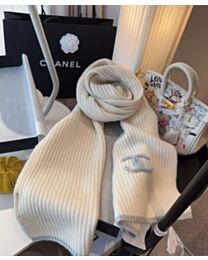 Chanel Knitted long cashmere scarf