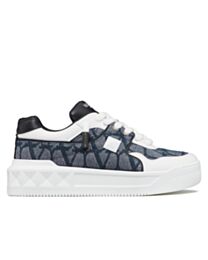 Valentino Unisex One Stud Xl Low-Top Sneaker 