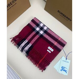Burberry Classic checkered cashmere scarf