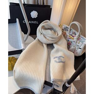 Chanel Knitted long cashmere scarf