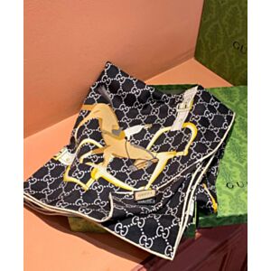 Gucci Silk and wool shawl