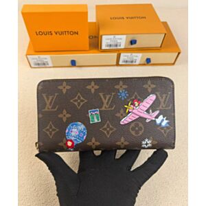 Not for sale: Louis Vuitton Zippy Wallet Pink