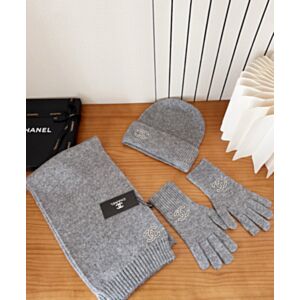 Not for sale: Chanel Knitted Suit Gray