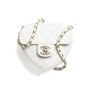 Chanel Matelasse Heart-Shaped Chain Clutch Bag AP2784 Cream
