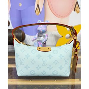 Louis Vuitton Pochette Hills M28250 Blue