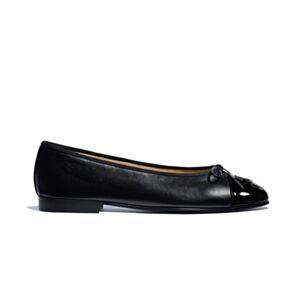 Chanel Women's Ballerinas G02819 Black